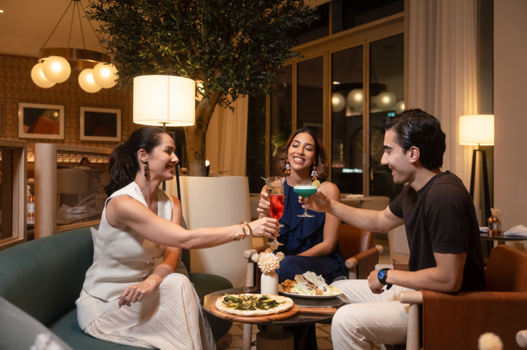 Tinsel & Tides – Poolside Dinner & Drinks