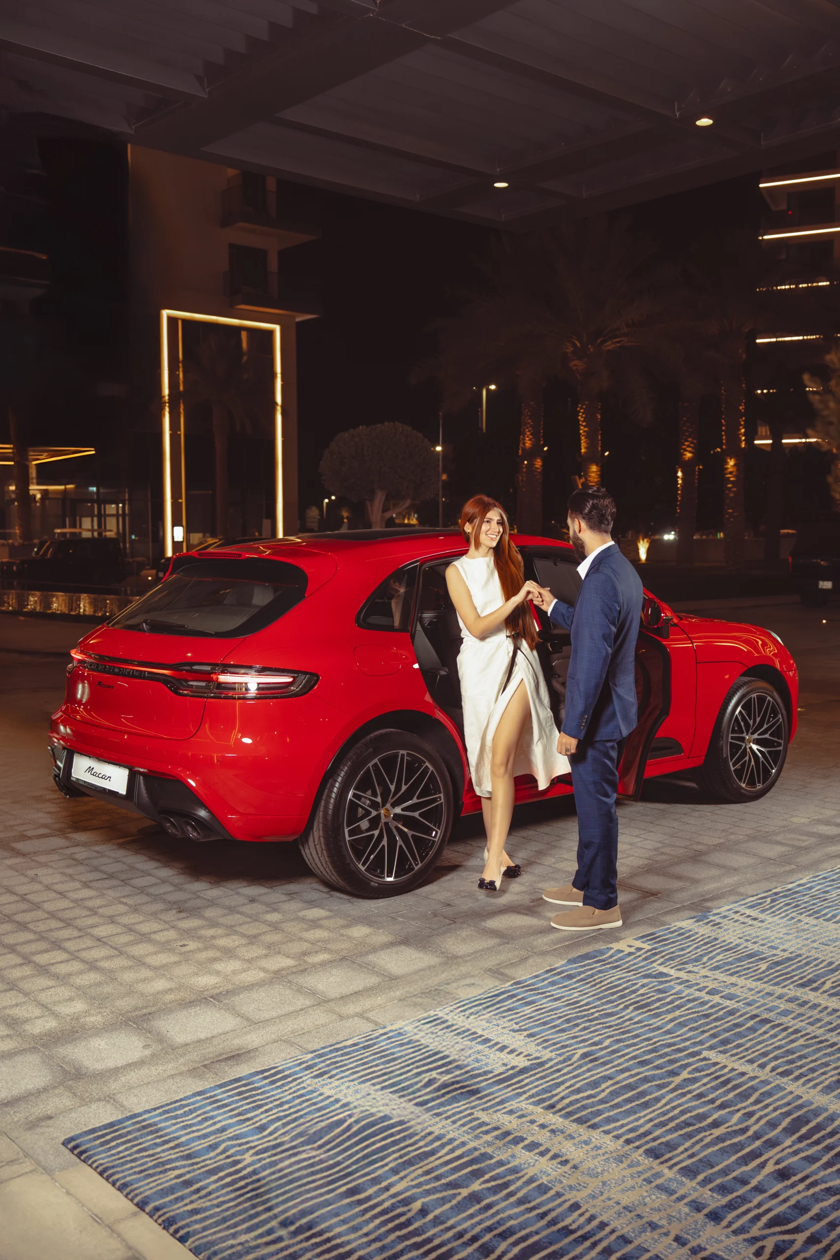 AUTOMOTIVE EXPERIENCES
