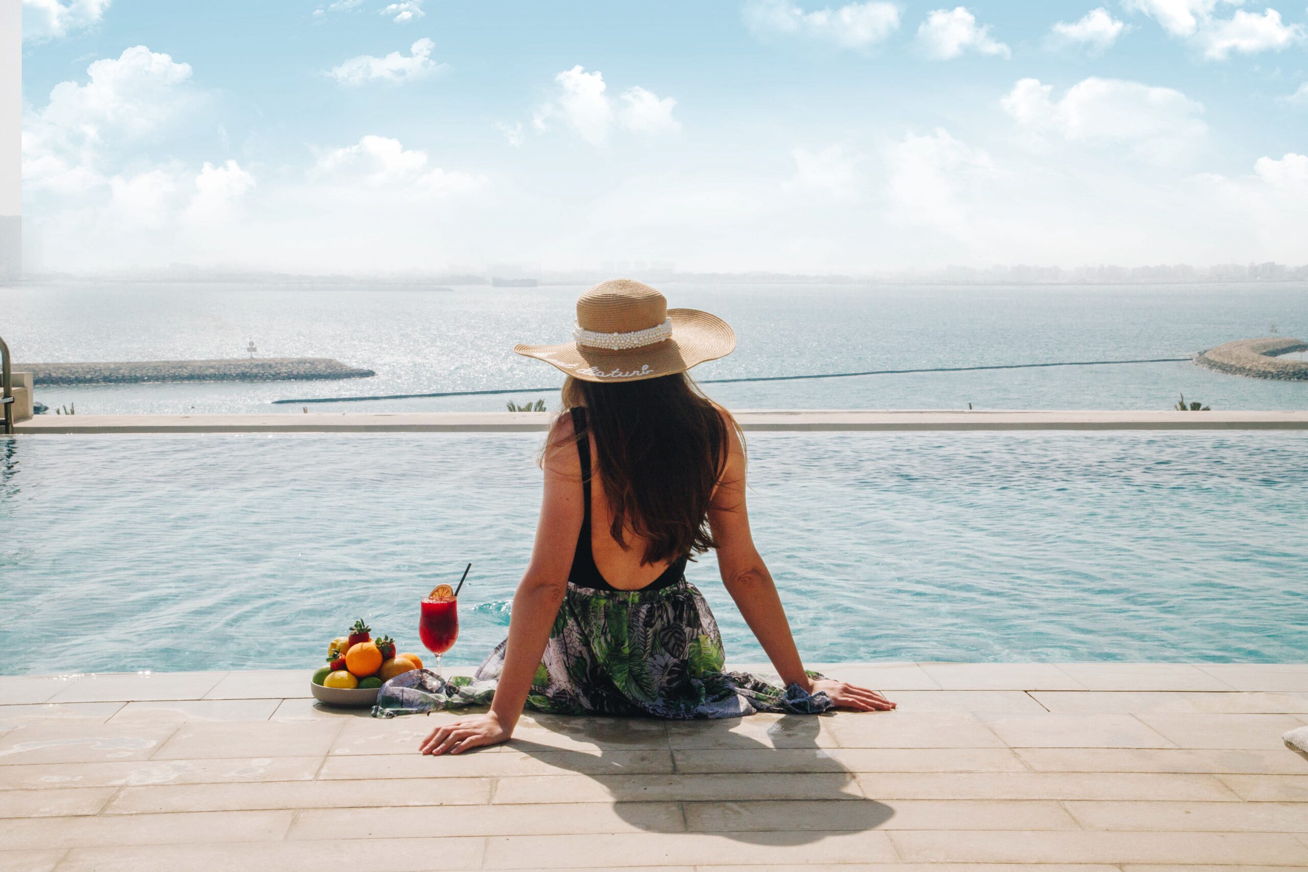 Poolside Play & Feel-Good Fitness